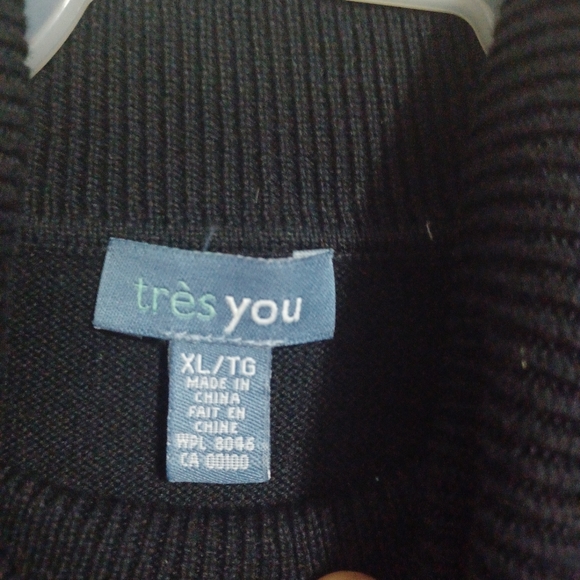 Turtle neck ladies' top - Picture 2 of 3